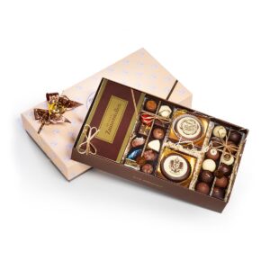 Zauner gift box "Confiserie" with various types of chocolates