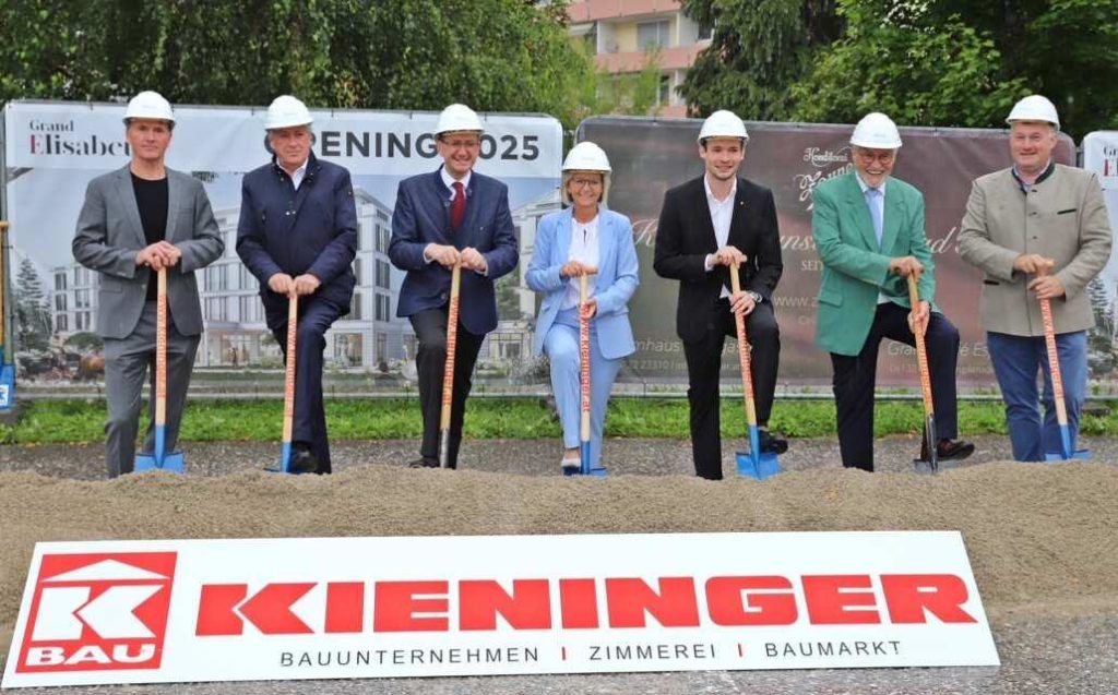 Groundbreaking ceremony for the Grand Elisabeth Bad Ischl.