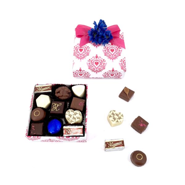 Product image Valentine's Day chocolates, square box